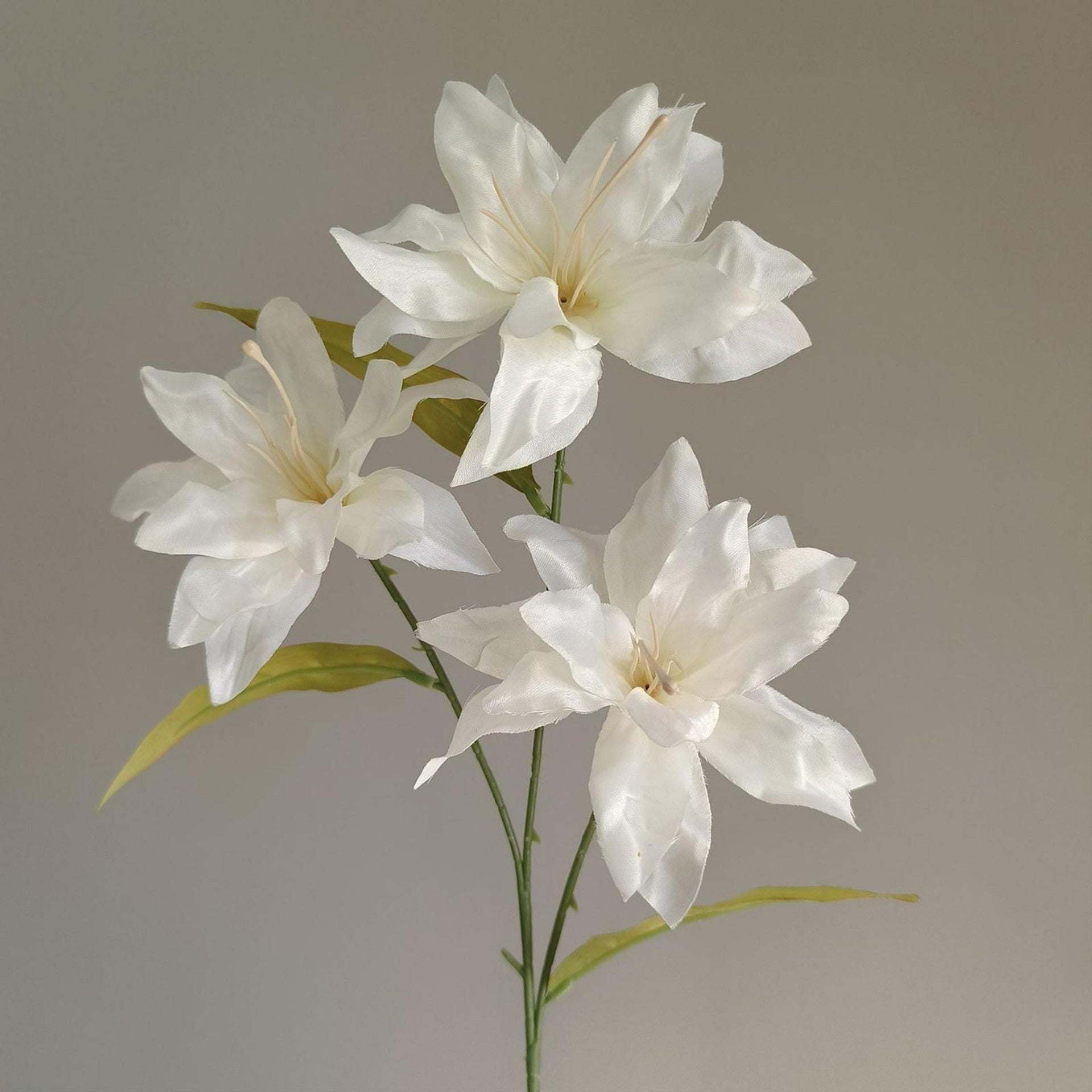 White Faux Flowers Bulk Set – Artificial Hydrangea Rose Lily Peony Orchid – Wedding Event Floral Supplies